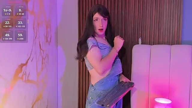 DaimondPink online show from October 10, 2025, 3:49 am