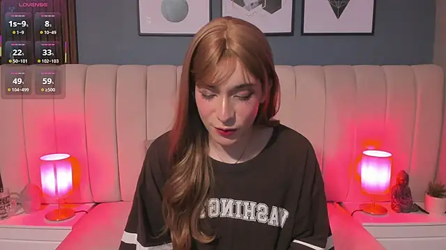 DaimondPink online show from October 20, 2025, 3:29 am