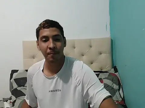 Kiarayalex online show from October 5, 2025, 12:53 am