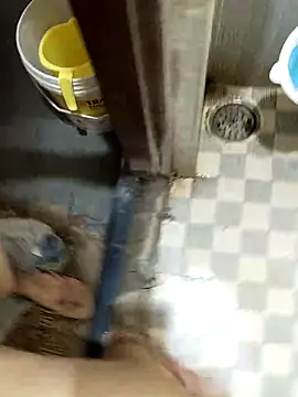 pjpj  online show from October 27, 2025, 4:55 pm