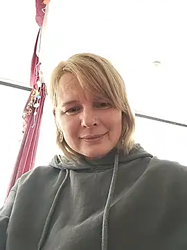 Masha412111 online show from June 1, 2026, 8:27 am