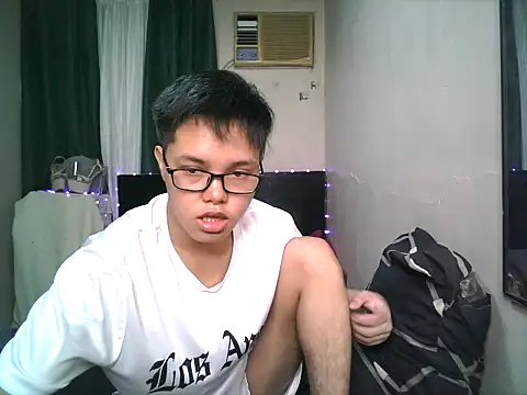 hot babyboy26 online show from November 7, 2025, 10:15 am