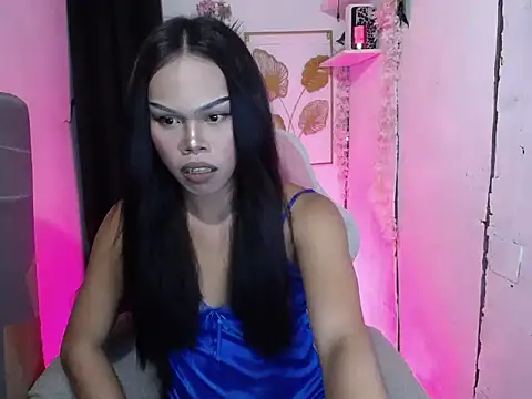 Snapshot of ella_foxtrot chatting on May 25, 2026, 5:02 am ella foxtrot online show from May 25, 2026, 5:02 am