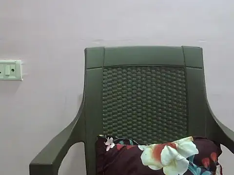 Laila Cute online show from April 23, 2026, 2:41 pm