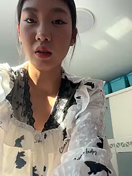 Snapshot of chibaoao66 chatting on October 23, 2025, 5:18 am chibaoao66 online show from October 23, 2025, 5:18 am