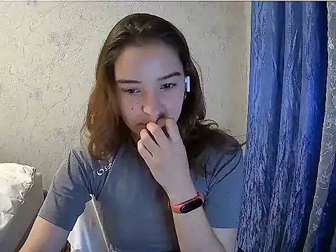 Snapshot of Ali_Kisa chatting on October 11, 2025, 4:05 pm Ali Kisa online show from October 11, 2025, 4:05 pm