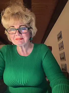 BoloshkaBlonda online show from April 14, 2026, 7:31 pm