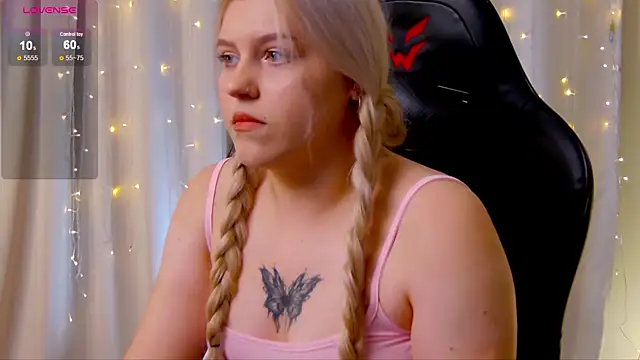 Snapshot of Malisha_kiss chatting on October 9, 2025, 9:07 am Malisha kiss online show from October 9, 2025, 9:07 am