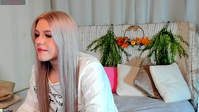 Snapshot of Malisha_kiss chatting on October 29, 2025, 9:22 am Malisha kiss online show from October 29, 2025, 9:22 am