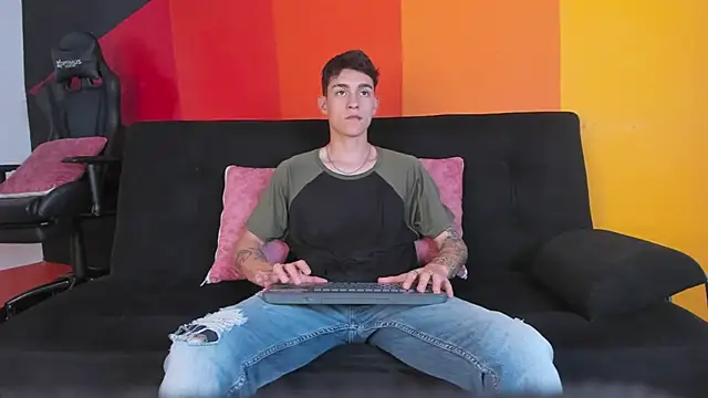 LukeSavagge online show from October 18, 2025, 8:53 pm