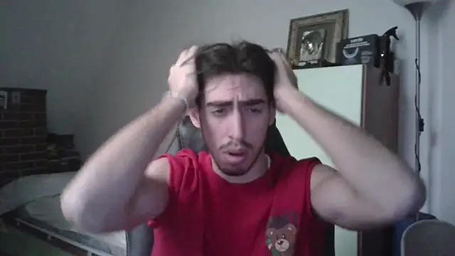 BABYJR05 online show from December 4, 2025, 11:08 am