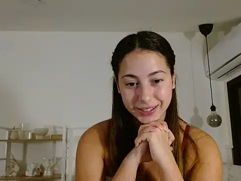 poppysinclair online show from November 26, 2025, 9:16 pm