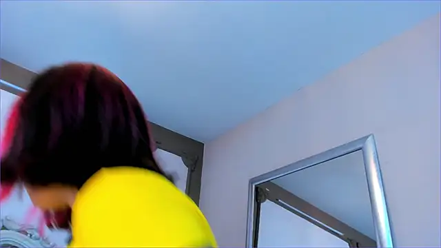 SiaSavach online show from November 16, 2025, 7:30 pm