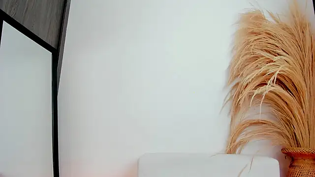 Thiago Connor21 online show from December 15, 2025, 6:01 pm