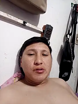 Chyynoxxx online show from October 1, 2025, 3:29 pm