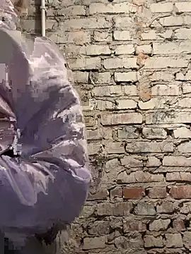 Snapshot of pleasedontpressaredburton chatting on October 18, 2025, 10:54 pm pleasedontpressaredburton online show from October 18, 2025, 10:54 pm