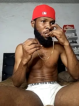 Snapshot of FreakyKaigrey chatting on November 2, 2025, 7:16 pm FreakyKaigrey online show from November 2, 2025, 7:16 pm