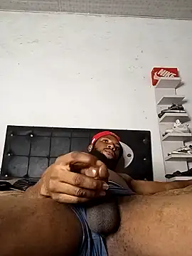 Snapshot of FreakyKaigrey chatting on November 6, 2025, 3:51 am FreakyKaigrey online show from November 6, 2025, 3:51 am