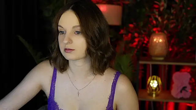 xoxo molly online show from October 5, 2025, 1:31 pm