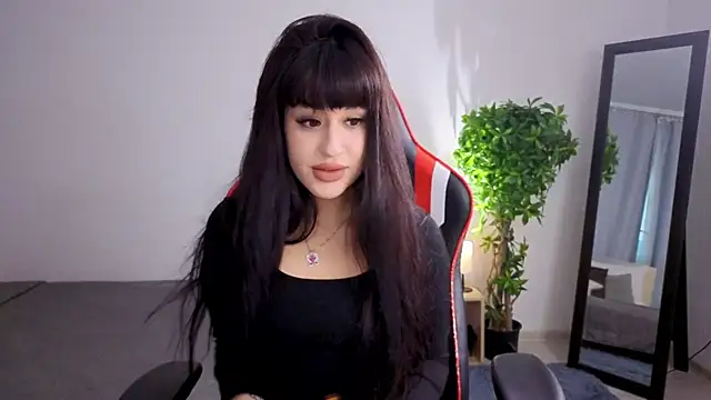 Erika peach online show from October 8, 2025, 2:36 pm