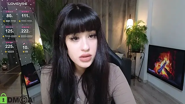 Erika peach online show from October 14, 2025, 2:40 pm