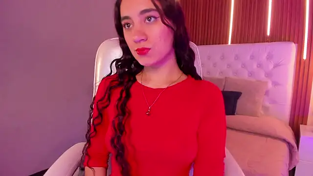 GabrielaaStone online show from October 7, 2025, 12:13 pm