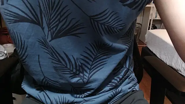 16hornydog online show from April 11, 2026, 3:27 pm