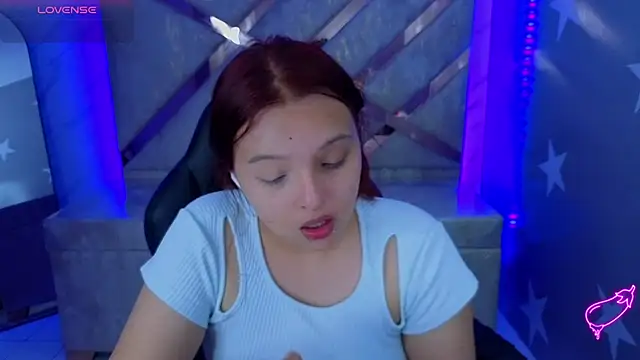 Snapshot of mia_foster_t chatting on May 22, 2026, 1:06 pm mia foster t online show from May 22, 2026, 1:06 pm