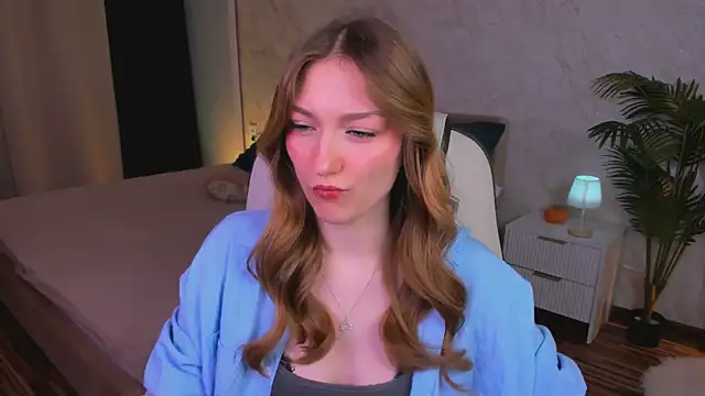 AngelAnabelle online show from November 16, 2025, 8:47 pm