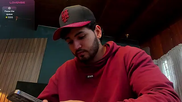 ElianKeiser online show from December 20, 2025, 12:23 pm