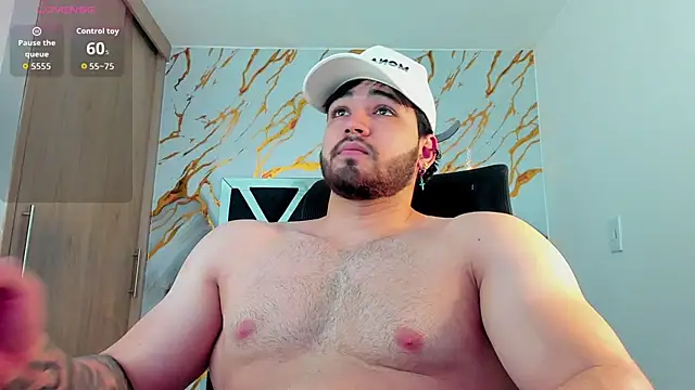 ElianKeiser online show from April 15, 2026, 2:57 pm