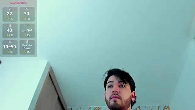 ElianKeiser online show from April 21, 2026, 12:33 pm