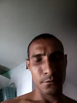 alejandrolopez2022alejand online show from October 7, 2025, 9:45 pm