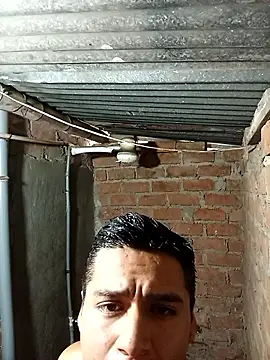 Alex321Flores online show from February 22, 2026, 9:57 pm