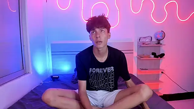 Snapshot of luccas_ferreira chatting on November 1, 2025, 7:16 pm luccas ferreira online show from November 1, 2025, 7:16 pm