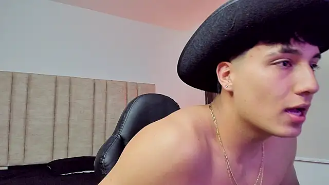 CHRIS MORGAN1 online show from October 31, 2025, 10:55 pm