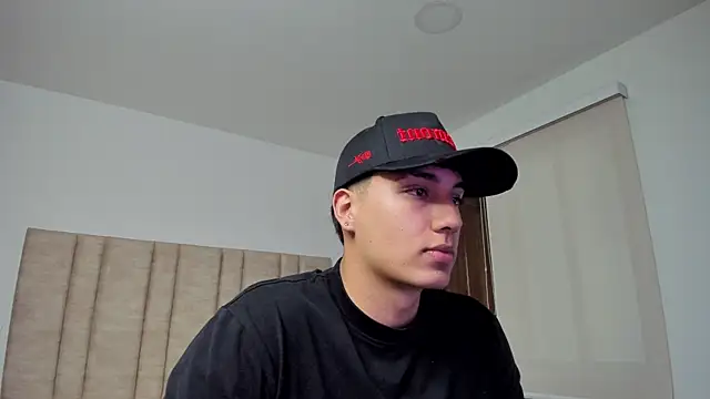 CHRIS MORGAN1 online show from November 3, 2025, 11:59 pm