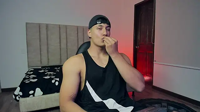 CHRIS MORGAN1 online show from November 7, 2025, 1:16 am