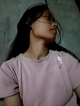 nanalinh online show from October 18, 2025, 1:23 pm