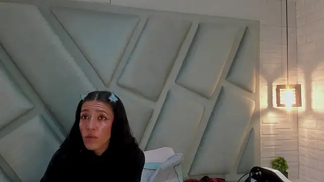 Julieta Slav3 online show from March 20, 2026, 10:14 pm