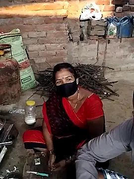 Snapshot of Rani_089 chatting on November 2, 2025, 1:52 am Rani 089 online show from November 2, 2025, 1:52 am