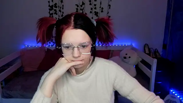 shy elina01 online show from November 13, 2025, 9:08 am