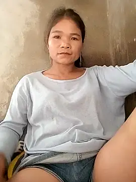 maybaby- online show from October 3, 2025, 3:03 am