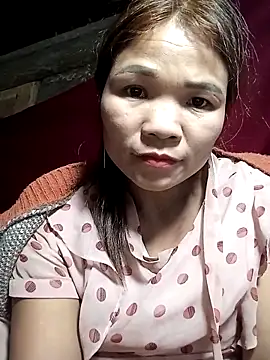 maybaby- online show from November 3, 2025, 5:52 am