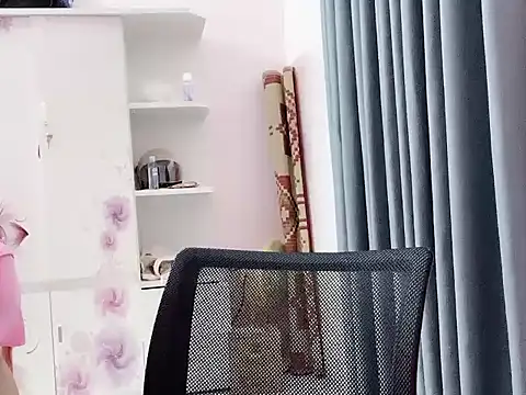 Mun039 online show from October 19, 2025, 2:07 pm