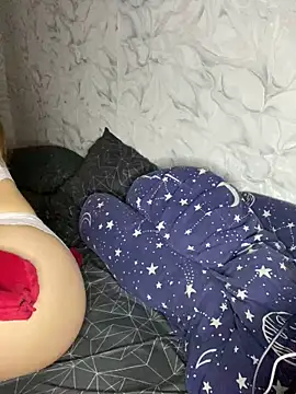 Lipsihot online show from October 31, 2025, 5:03 pm