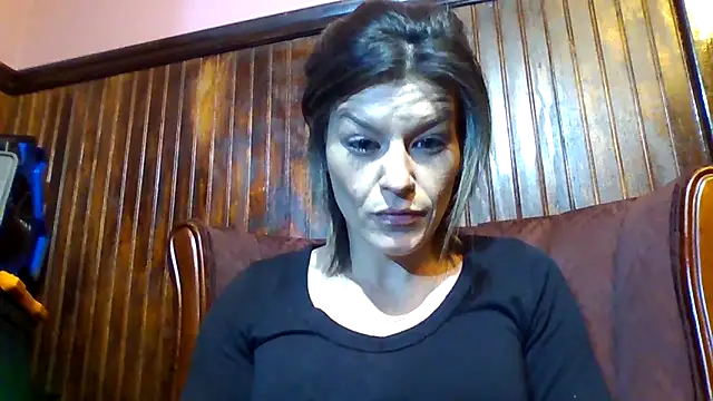 Snapshot of Rileyy7tk chatting on October 28, 2025, 11:29 pm Rileyy7tk online show from October 28, 2025, 11:29 pm