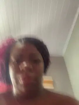 Priihmedeiros online show from October 26, 2025, 11:16 am