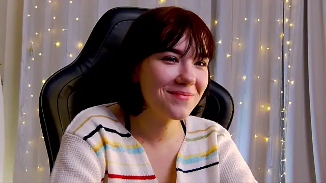 Snapshot of Kelly_foox chatting on October 7, 2025, 9:17 am Kelly foox online show from October 7, 2025, 9:17 am