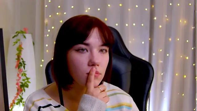 Snapshot of Kelly_foox chatting on October 10, 2025, 9:08 am Kelly foox online show from October 10, 2025, 9:08 am